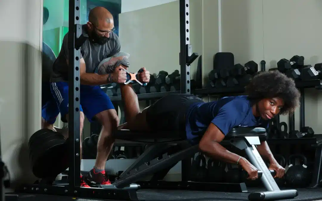 Devenir coach sportif après 30 ans : réussir sa reconversion